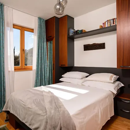 Nerium By Interhome *