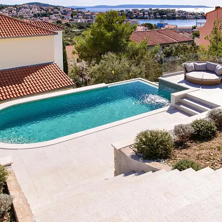 Villa Nerium By Interhome